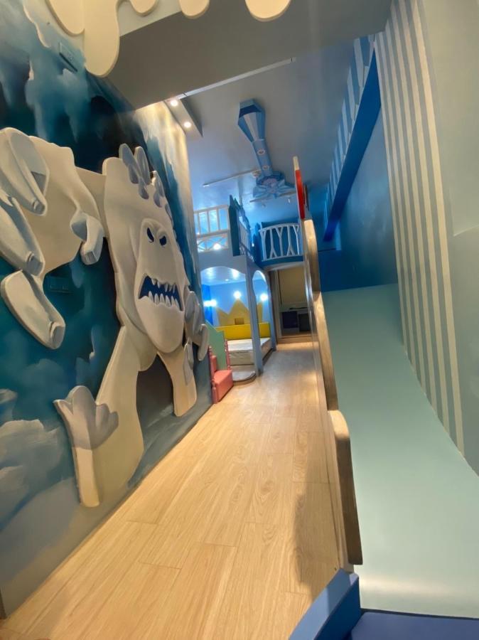 Fun Holiday Family Hostel 타이난 외부 사진