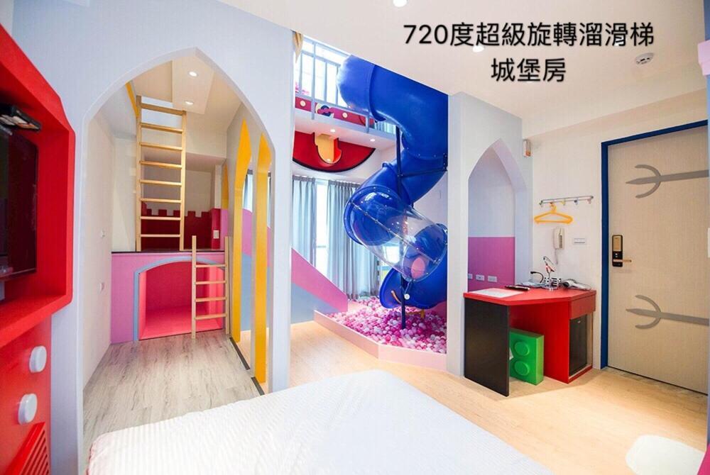 Fun Holiday Family Hostel 타이난 외부 사진