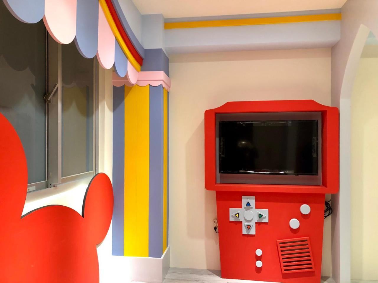 Fun Holiday Family Hostel 타이난 외부 사진